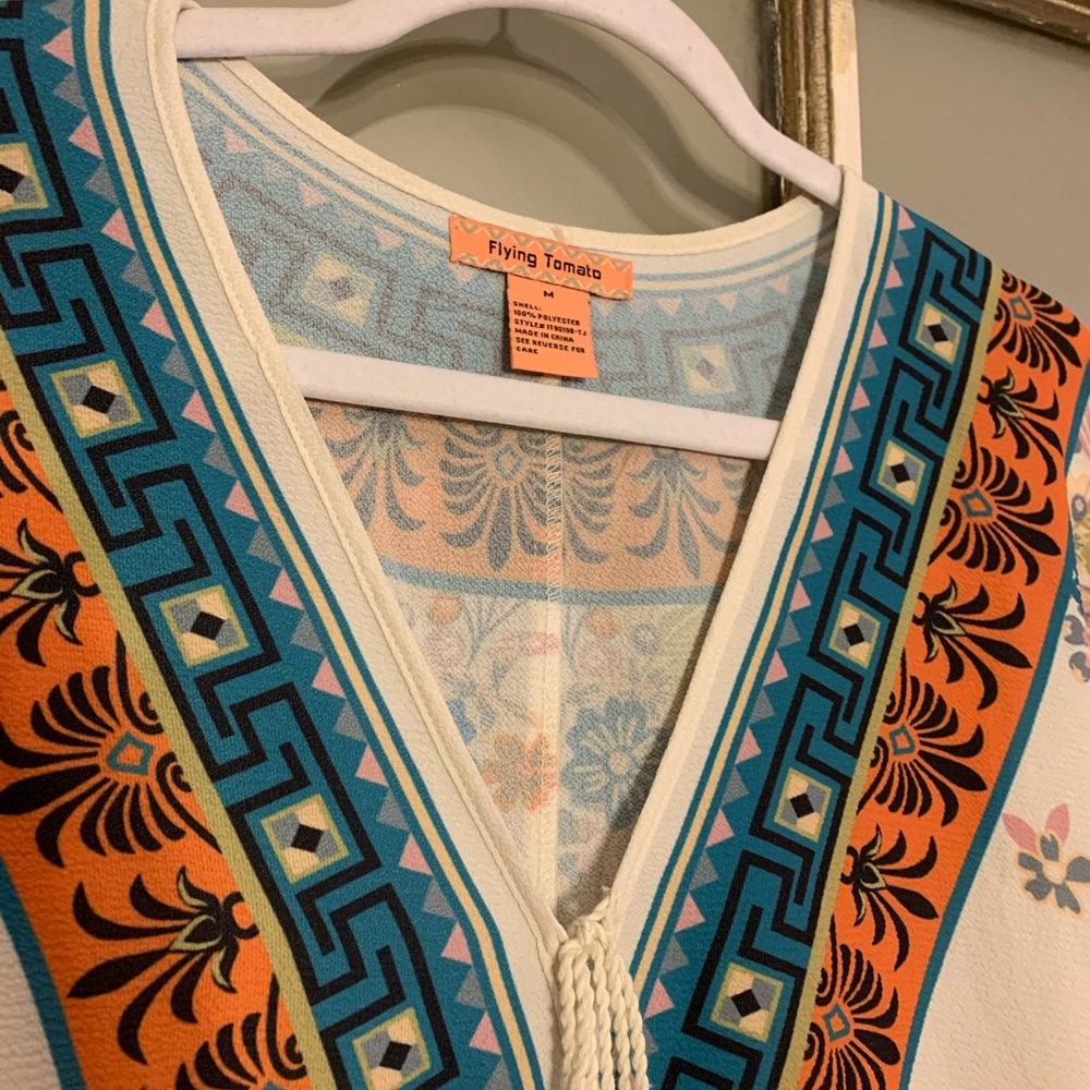 Boho Flowy Tie Front Blouse - Picture 5 of 6